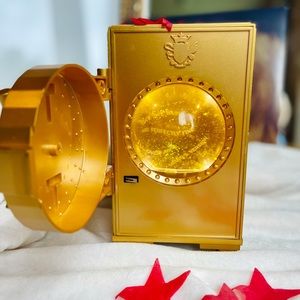 Mr. Perfectly Fine Taylor Swift Snow globe!